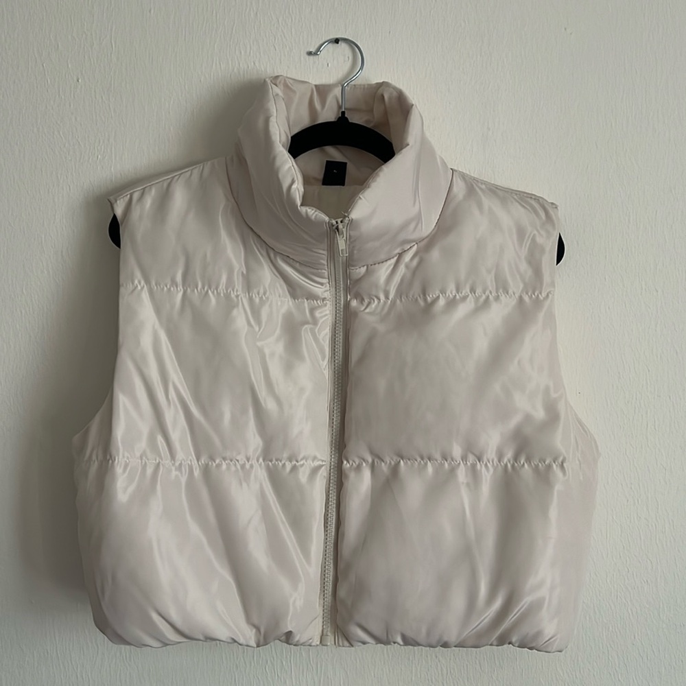 SHEIN Cropped Vest